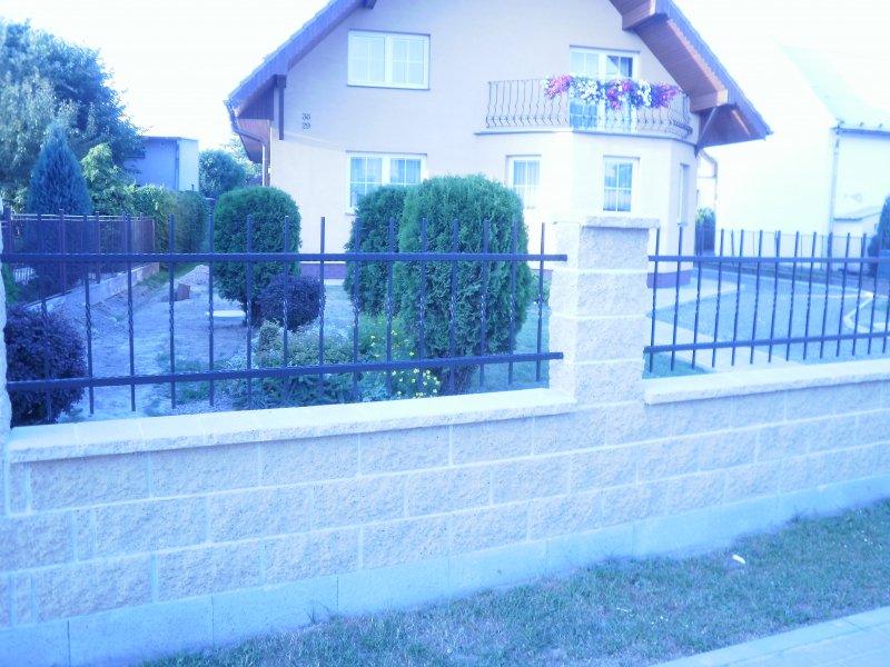 Kovaný plot Hať